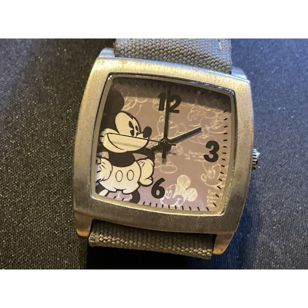 Disney Parks Limited Release Watch EUC Needs Battery
